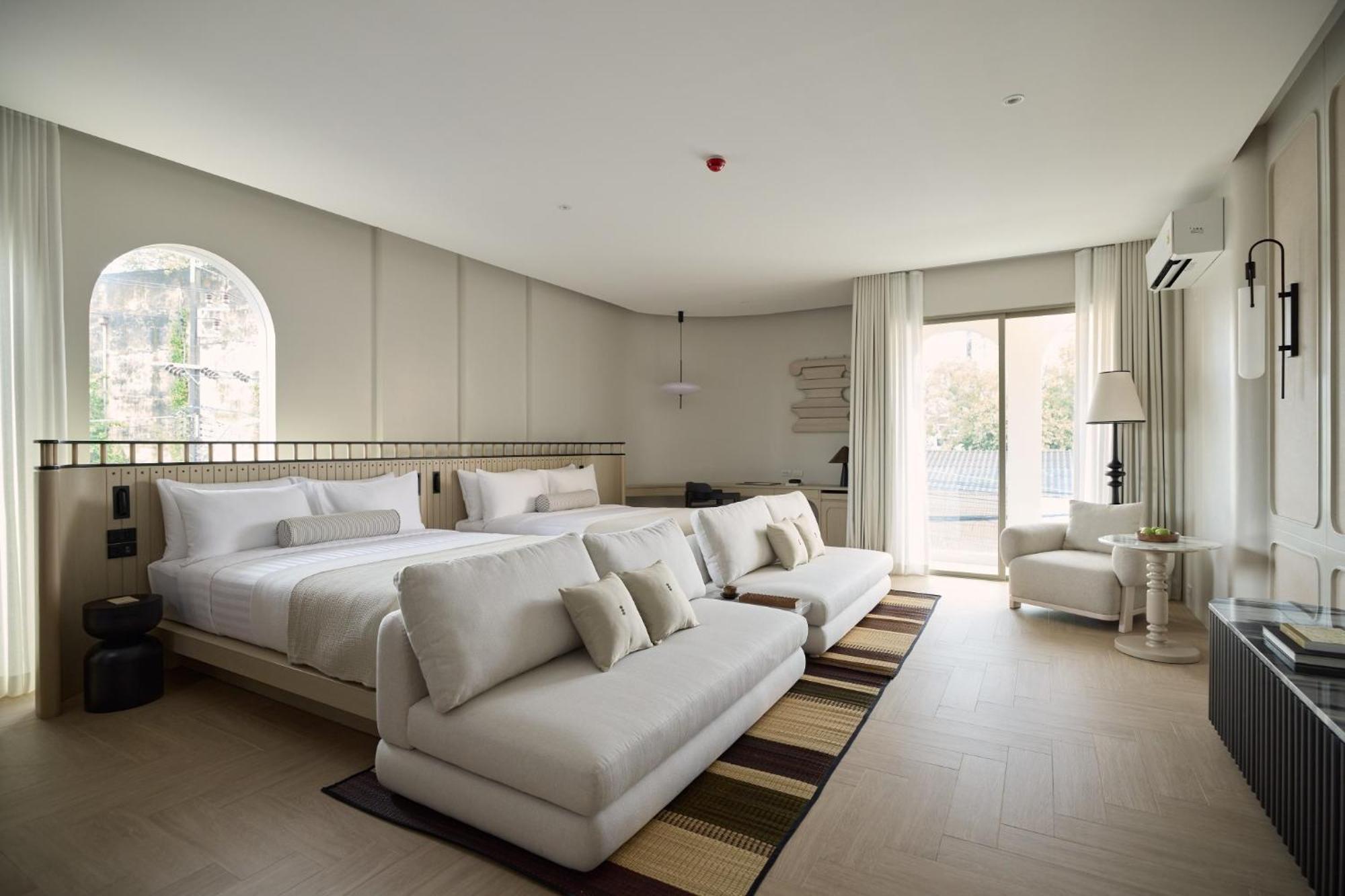 Arco Phuket Town Hotel Bagian luar foto