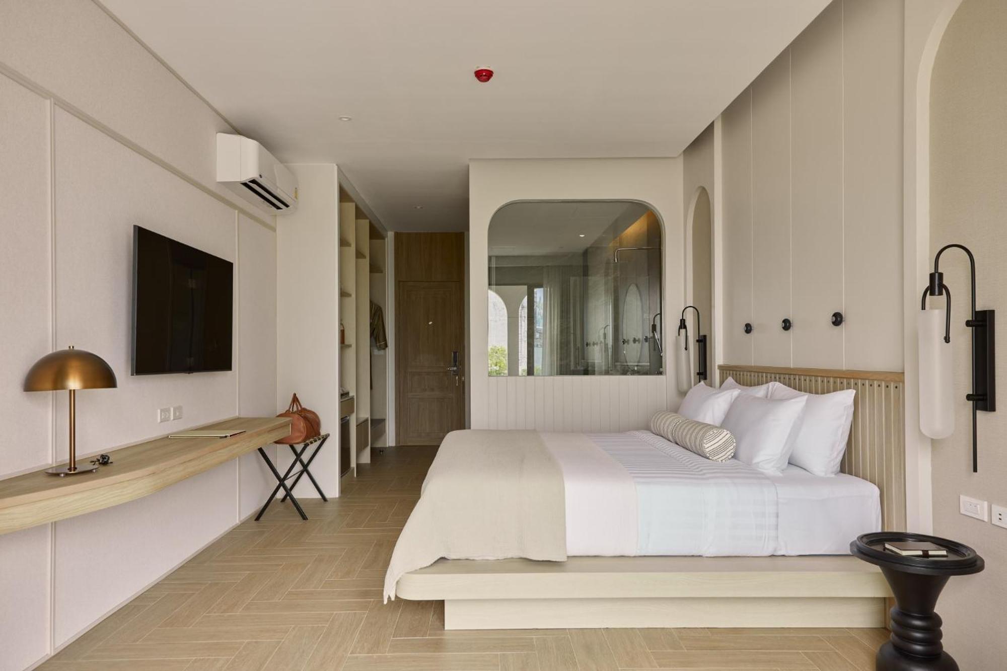 Arco Phuket Town Hotel Bagian luar foto